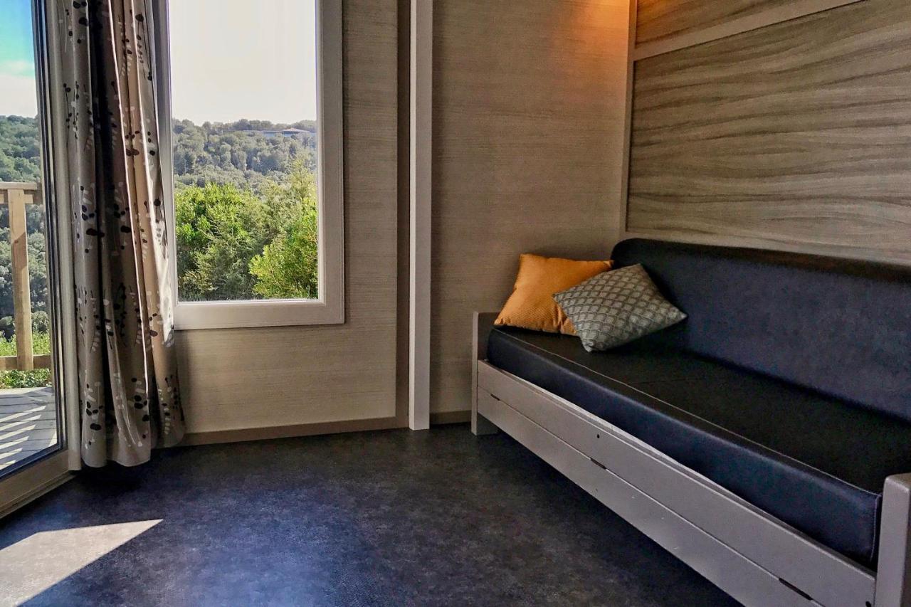 Les Suites De Pertamina Bonifacio  Esterno foto